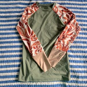 NWOT Seea Rashguard